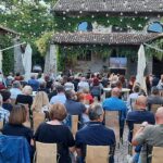 pubblico all'azienda del poggio